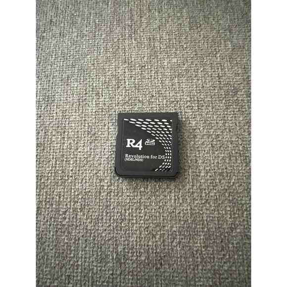 R4 SDHC for Nintendo DS - Picture 1 of 2